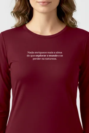 Camiseta Feminina Poliamida UV Manga Explorar o Mundo bordo
