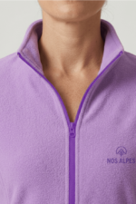 jaqueta fleece feminina trekker lavanda nos alpes